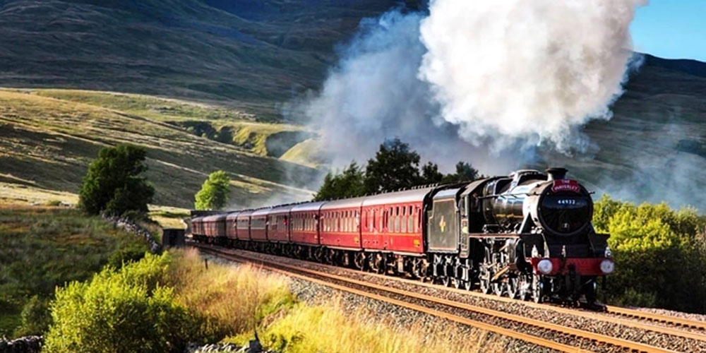 Jacobite Steam Train & Scottish Highlands Tour