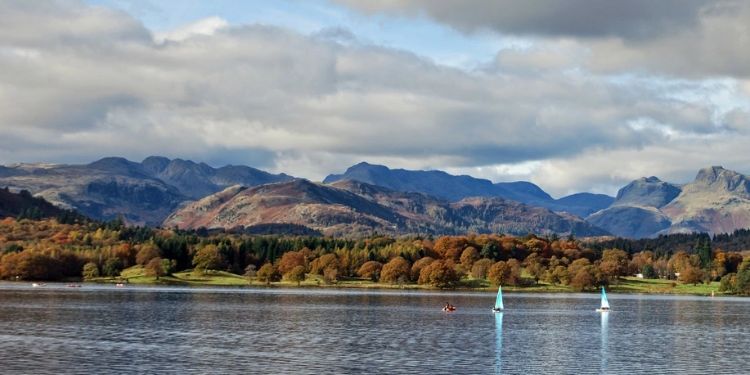 Ten Lakes Spectacular Tour From Windermere