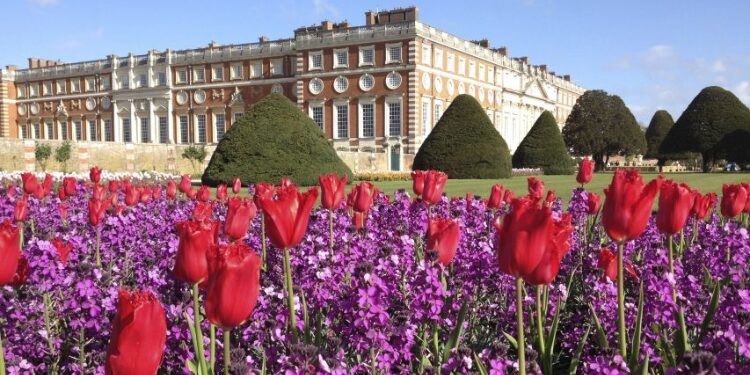 Hampton Court Palace