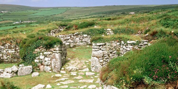 Days Out In Cornwall, South West England Chysauster Ancient Village