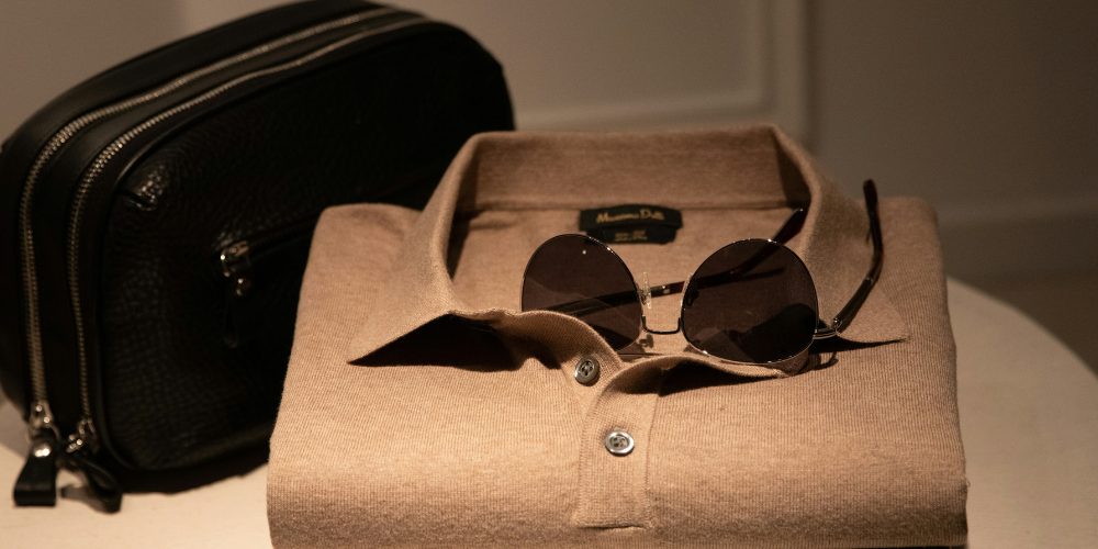 7 Must Have Fashion Pieces To Nail Effortless Style While Traveling The Uk