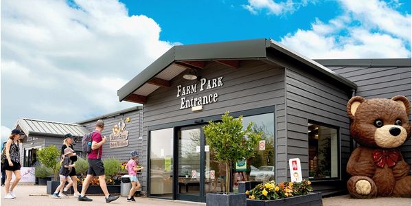 Manor Farm Park & Woodlands